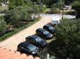 Parking lot Banjol, Rab, Parking lot 3205 - Apartments near sea with sandy beach.