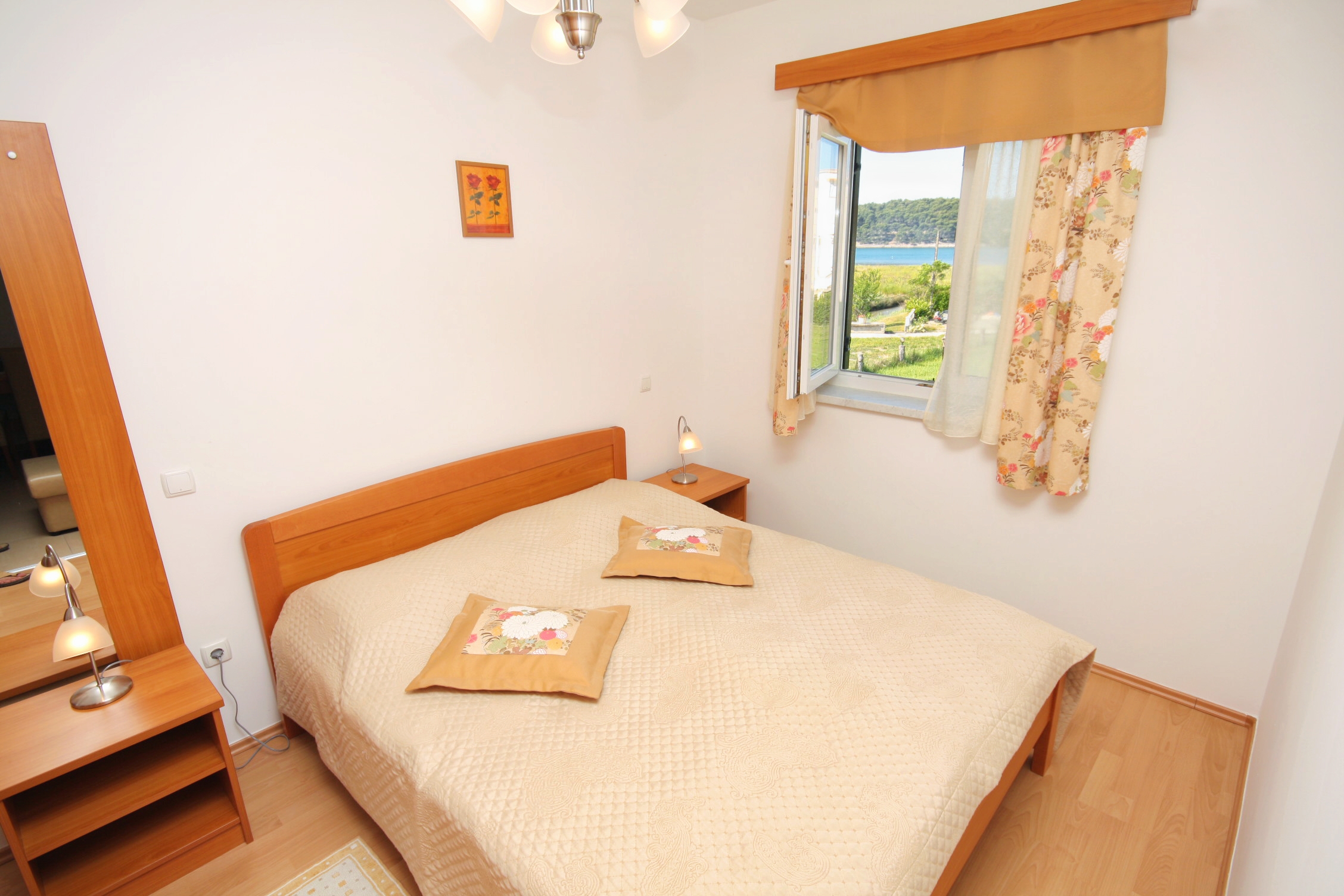 Top Rab Palit Top Rab Palit