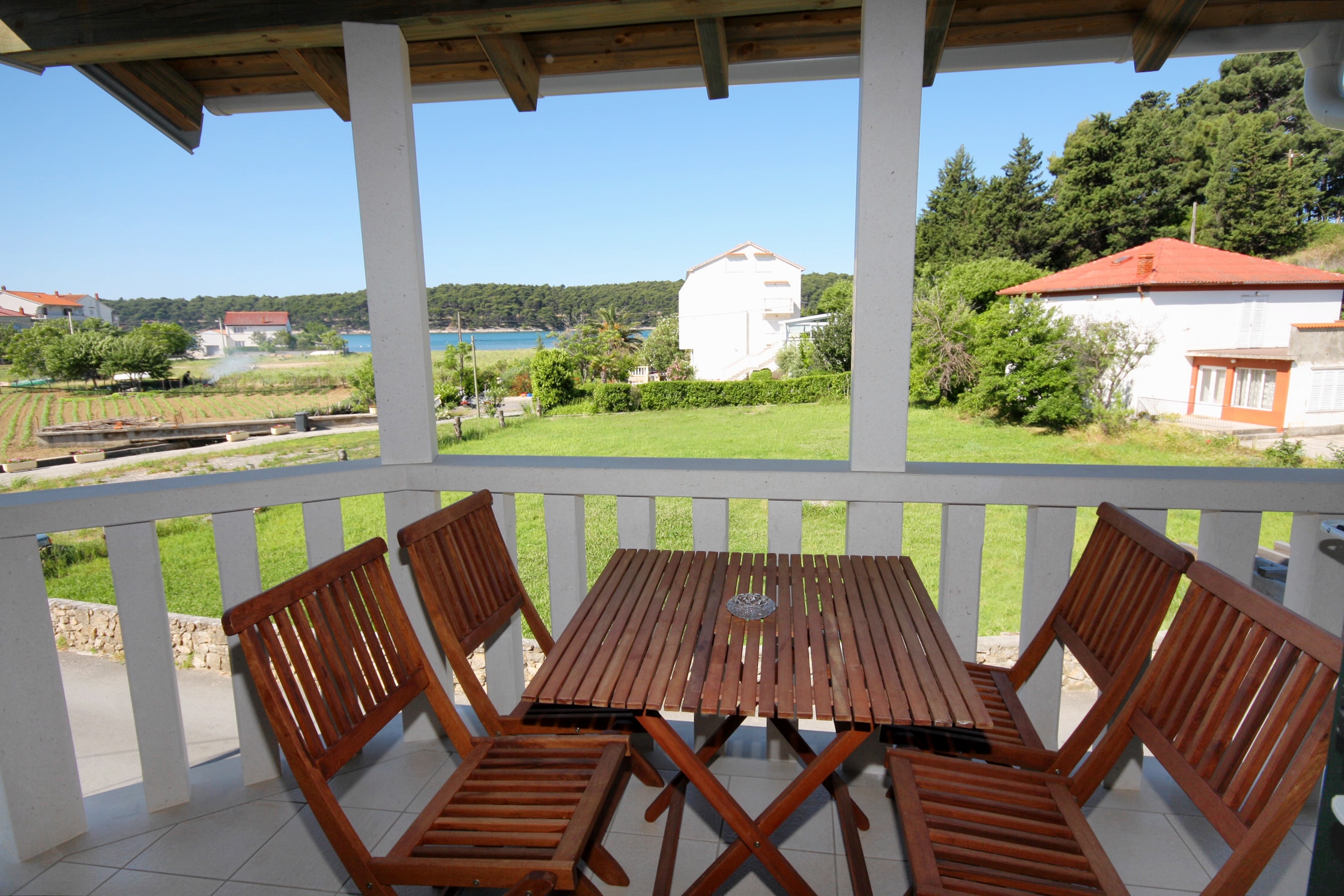 One bedroom apartment with terrace and sea view Palit, Rab (A-3210-d)