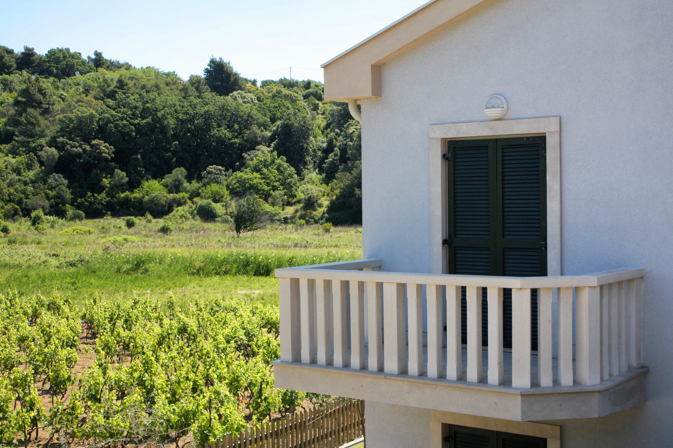 Two bedroom apartment with terrace and sea view Palit, Rab  A-c