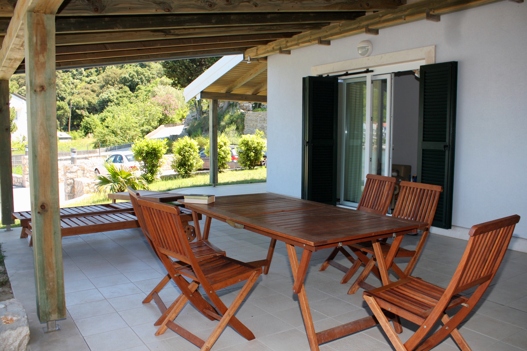 Two bedroom apartment near beach Kampor, Rab  A-b