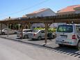 Parking lot Banjol, Rab, Parking lot 3215 - Apartments with pebble beach.