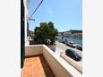 Balcony Tisno, Balcony in the room, with a sea view and WiFi.