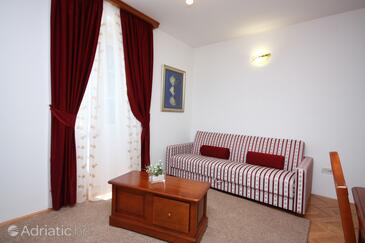 Living room Tisno, Living room in the room, dostupna klima i WIFI.