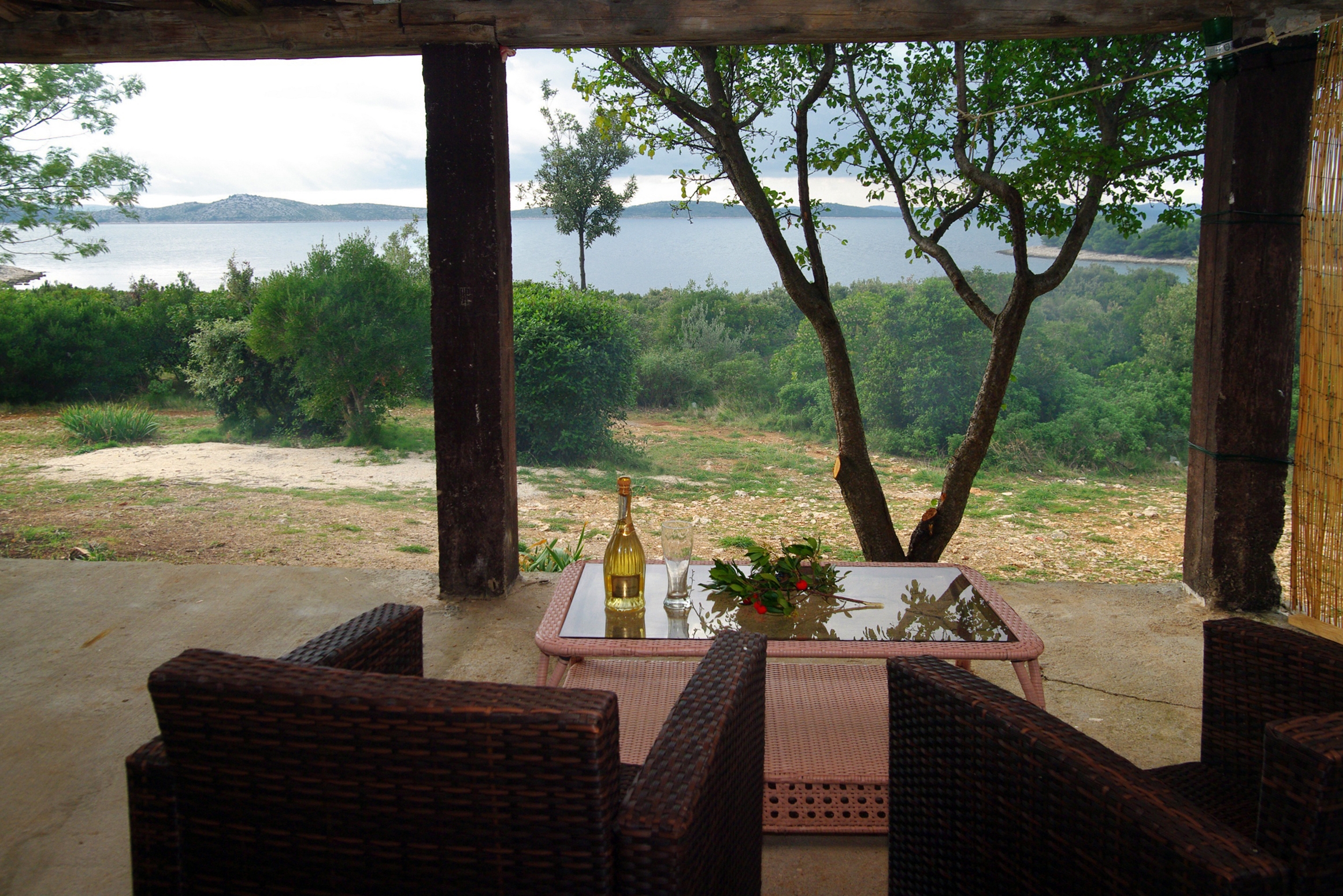 Two bedroom house with terrace and sea view Cove Zuborovica, Pašman (K-322)