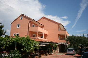 Property Murter, Murter, Property 3221 - Rooms with pebble beach.