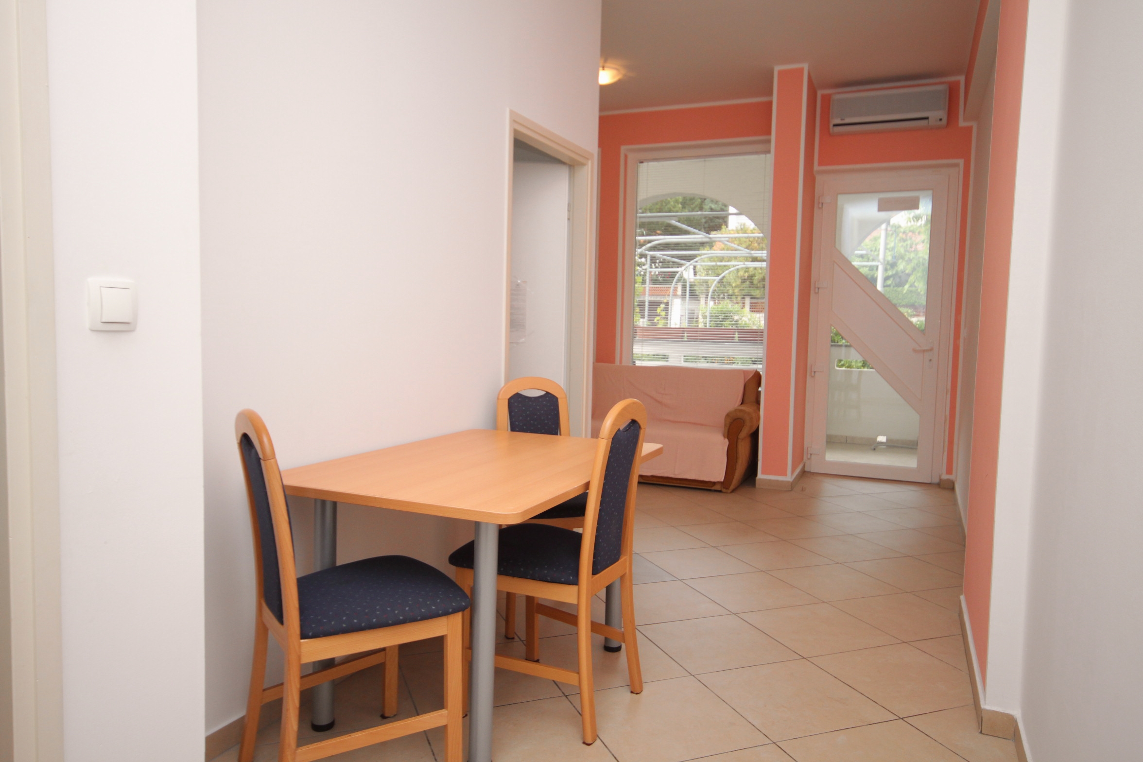 One bedroom apartment with terrace Baška, Krk  A-b