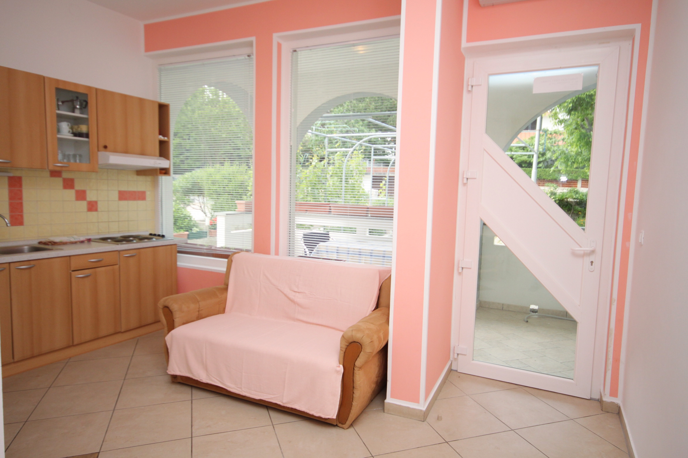 One bedroom apartment with terrace Baška, Krk  A-b