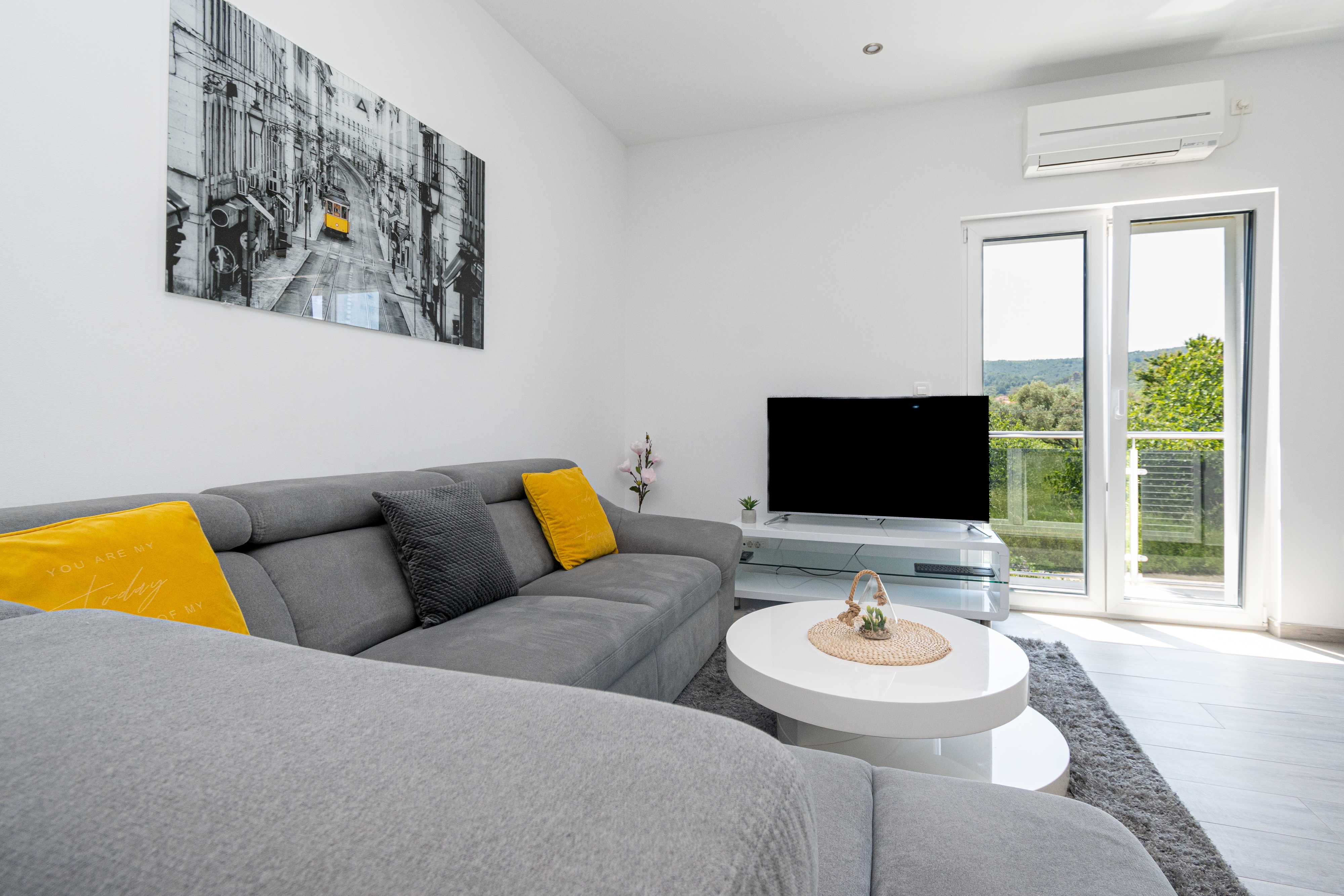 Two bedroom apartment near beach Neviđane, Pašman (A-323-a) Two bedroom apartment near beach Neviđane, Pašman (A-323-a)