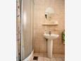 Shared bathroom Crikvenica, Shared bathroom in the room, dopusteni kucni ljubimci.