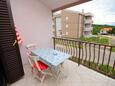 Jadranovo, Терраса в размещении типа apartment, с видом на море и WiFi.