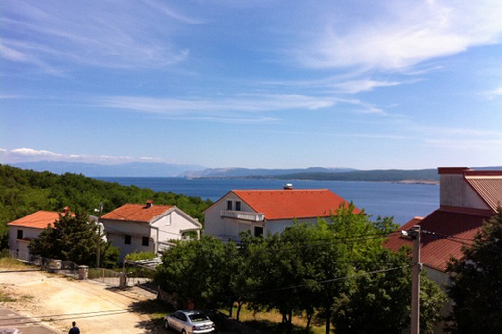 Jednosobni apartman s terasom i pogledom na more Jadranovo, Crikvenica  A-b