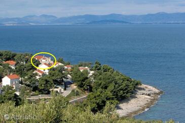 Postira, Brač, Hébergement 3244 - Appartement à proximité de la mer avec une plage de galets.