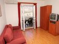 Obývací pokoj Vinjerac, Obývací pokoj v ubytování typu apartment, s klimatizací, domácí mazlíčci povoleni a WiFi.