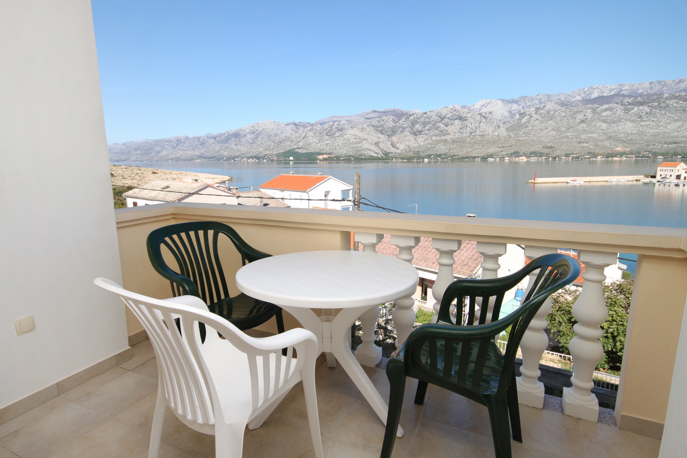 Studio flat with terrace and sea view Vinjerac, Zadar (AS-3248-i)