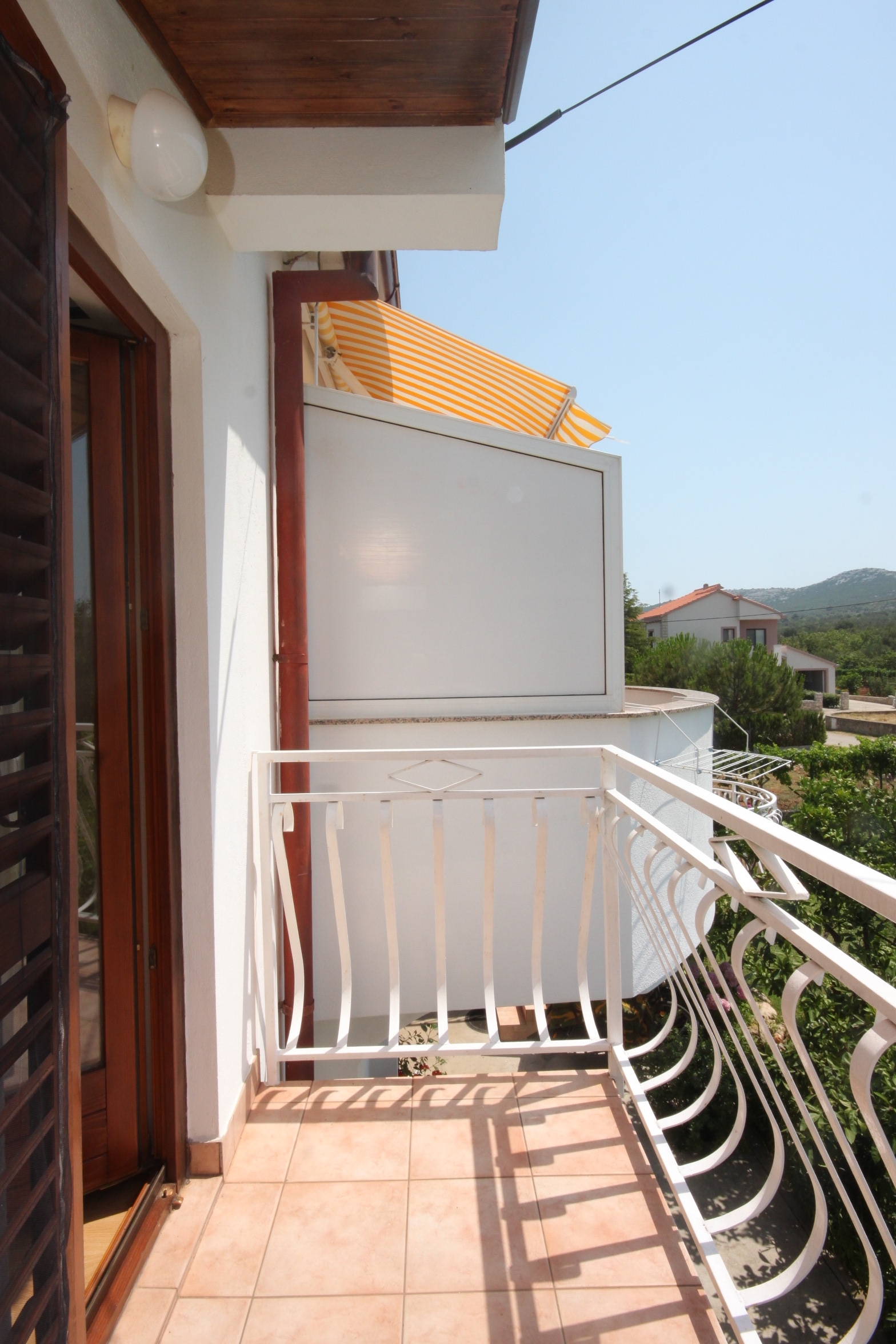Two bedroom apartment near beach Neviđane, Pašman  A-a