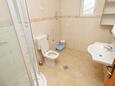 Rogoznica, Bathroom in the apartment, (pet friendly) and WiFi.