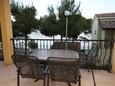 Rogoznica, Terraza in the apartment, with a sea view, (pet friendly) y WiFi.