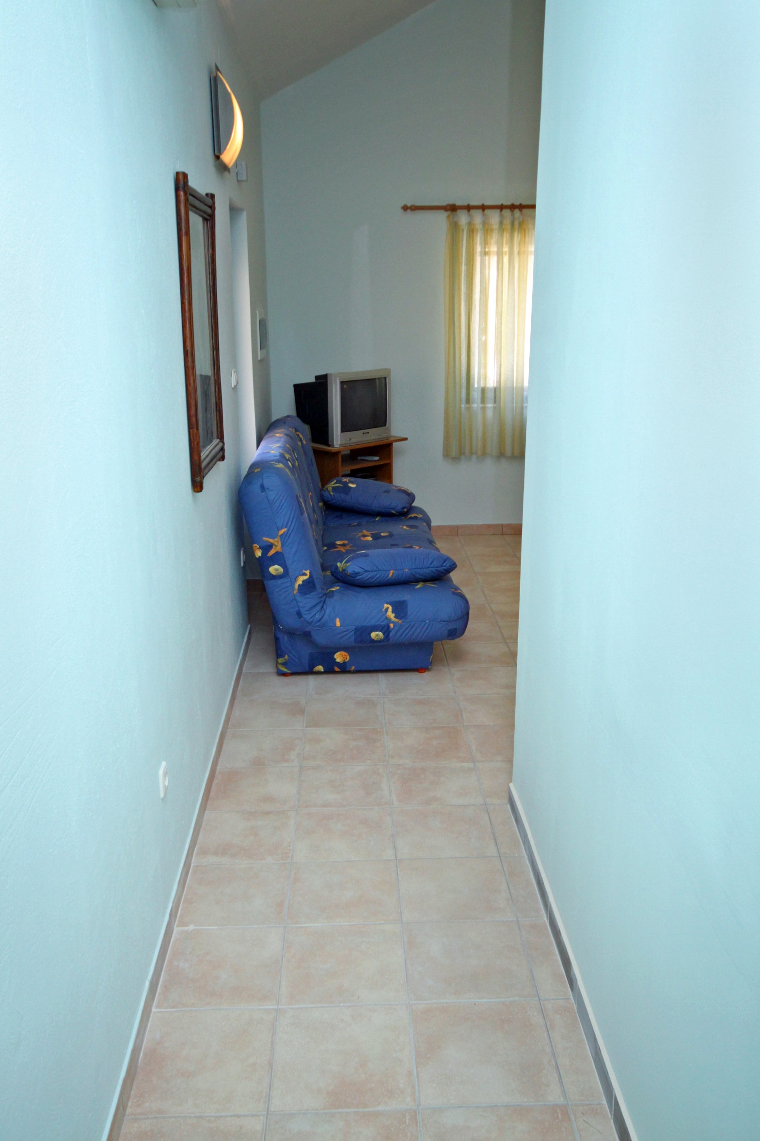 Two bedroom apartment with terrace and sea view Rogoznica  A-a