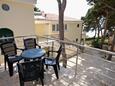 Rogoznica, Terraza in the apartment, with a sea view, (pet friendly) y WiFi.