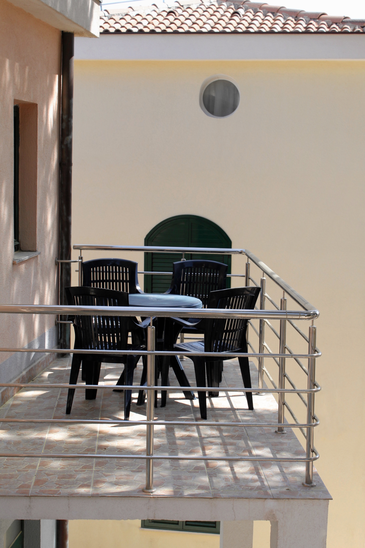 Two bedroom apartment with terrace and sea view Rogoznica  A-a