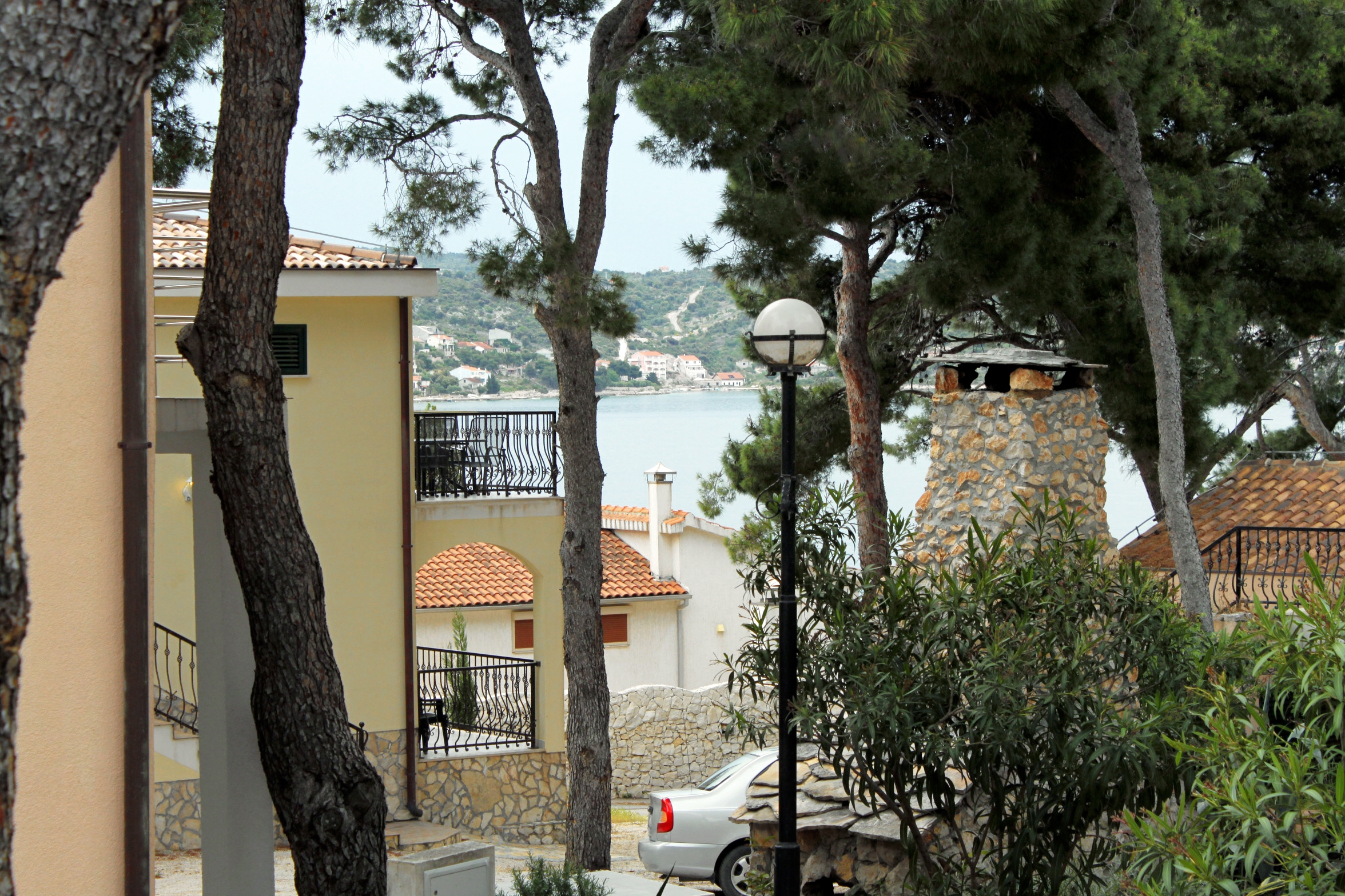 Two bedroom apartment with terrace and sea view Rogoznica  A-c