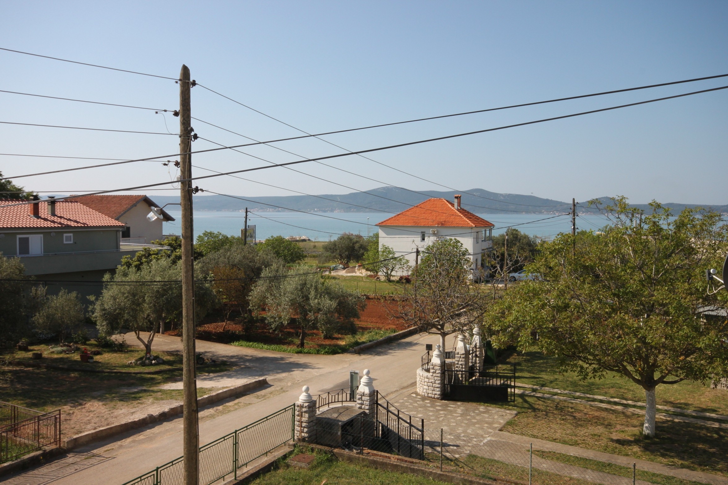 Three bedroom apartment with terrace and sea view Sukošan, Zadar  A-a