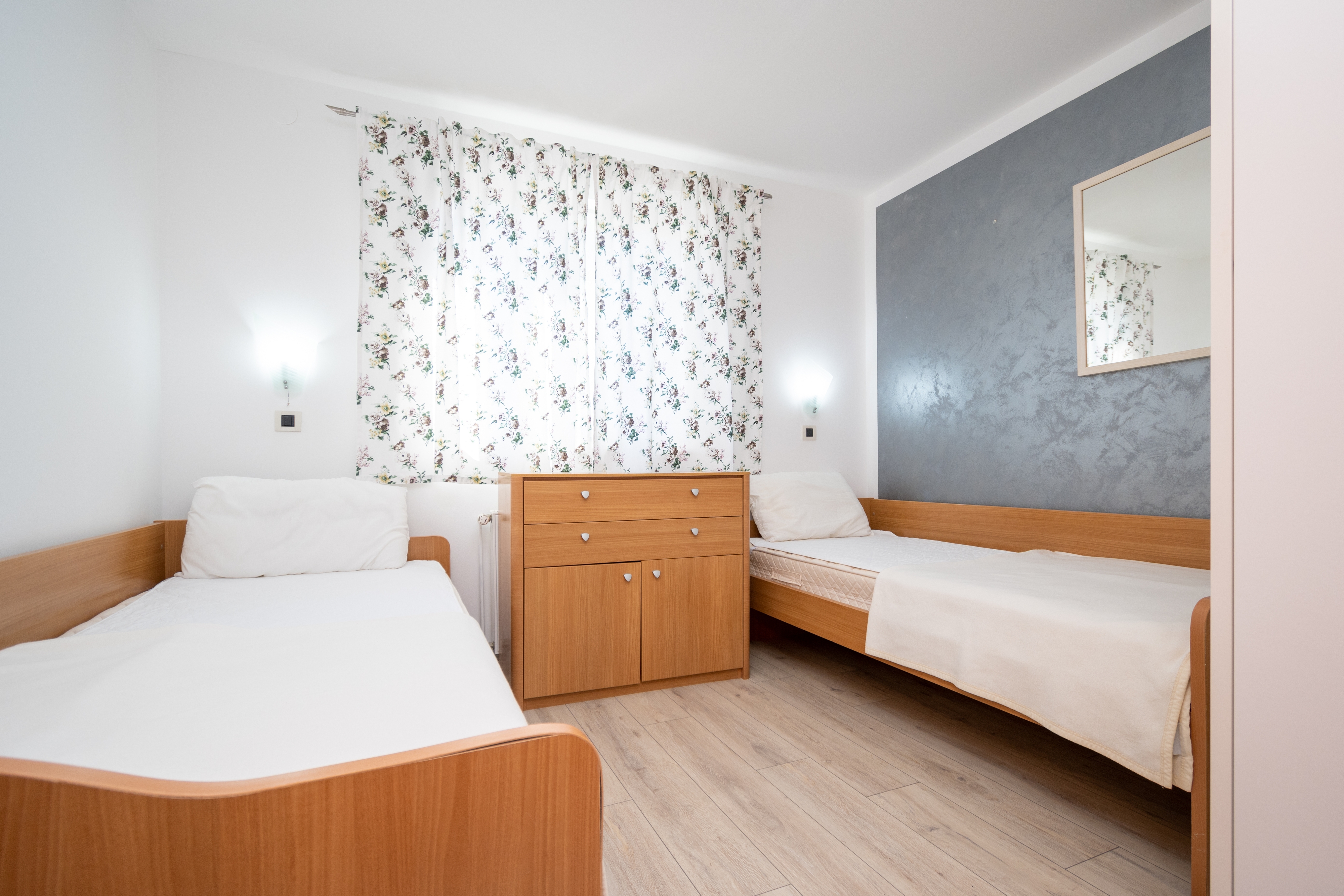 Two bedroom apartment near beach Petrčane, Zadar  A-a