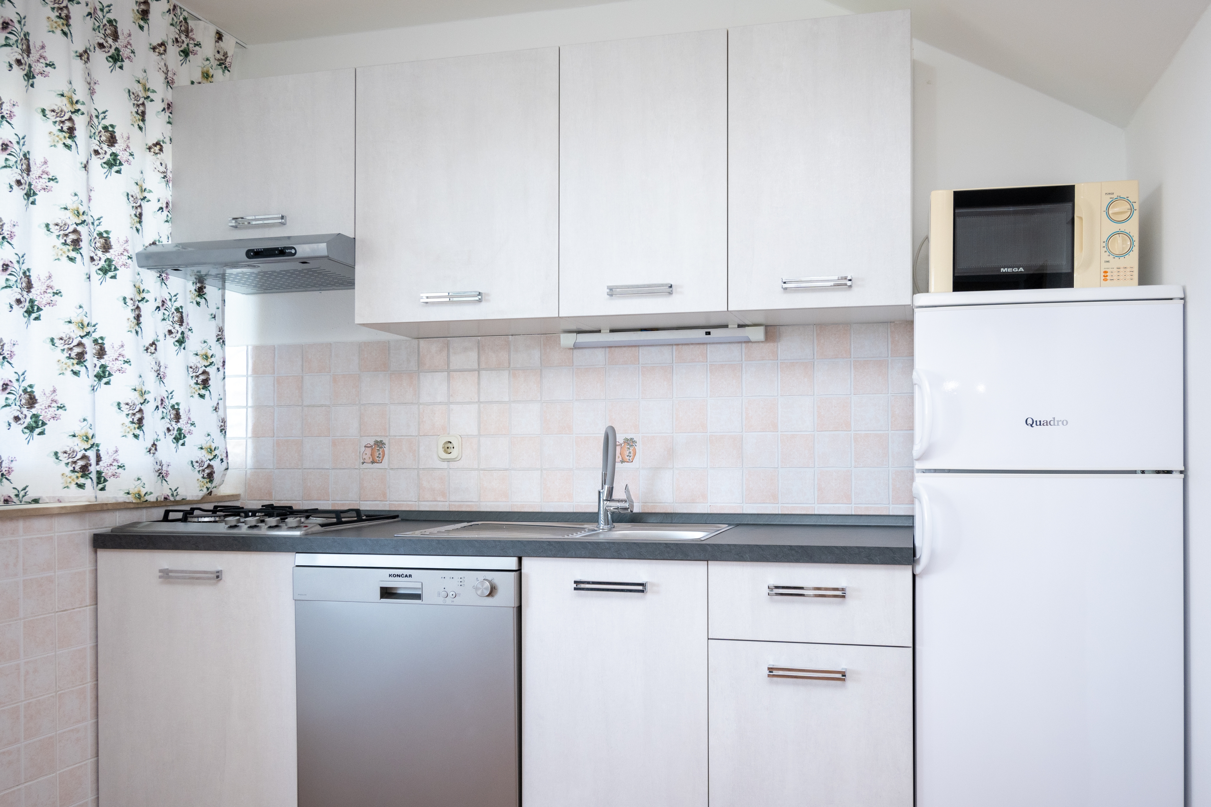 Two bedroom apartment near beach Petrčane, Zadar  A-b