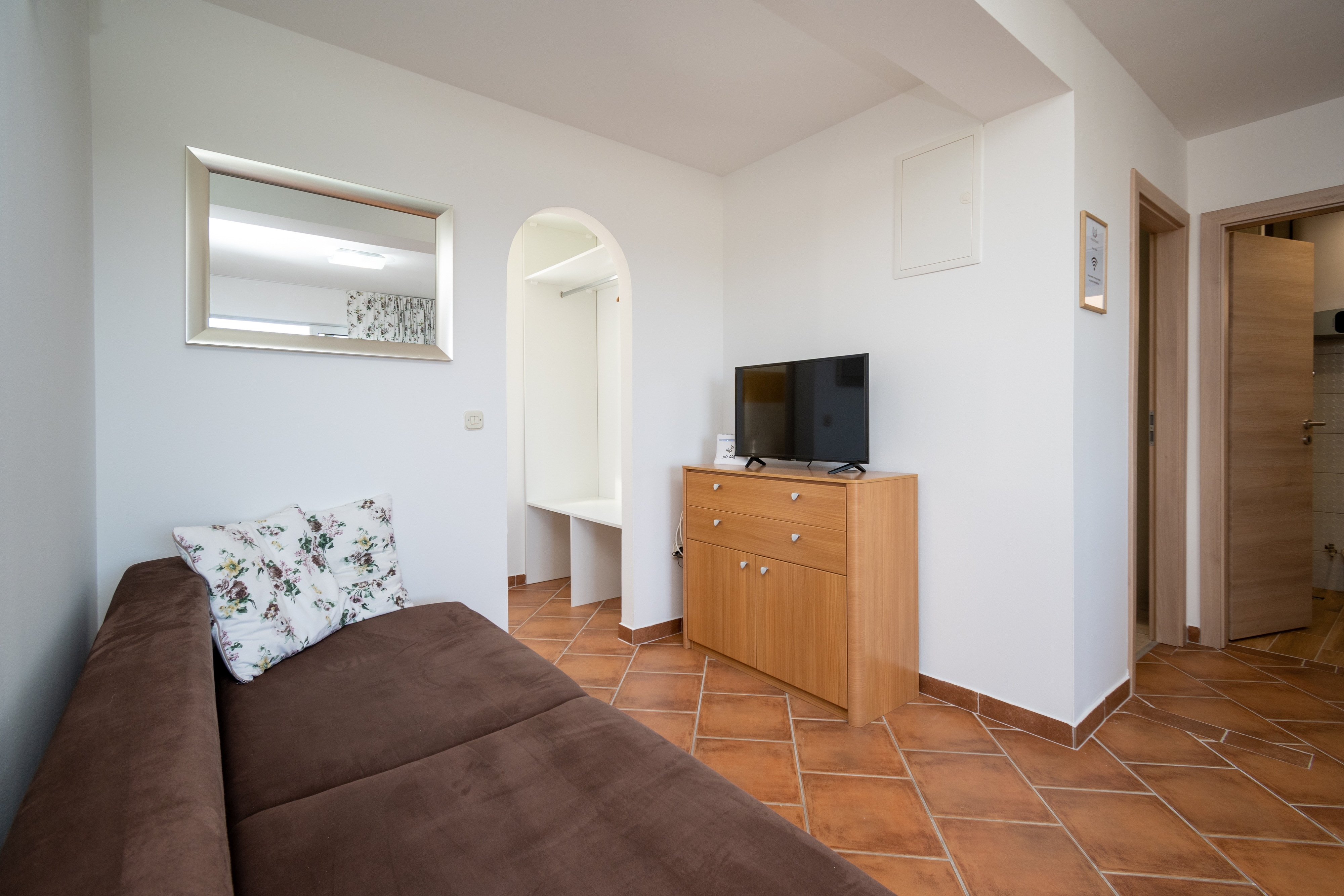 Two bedroom apartment near beach Petrčane, Zadar  A-b