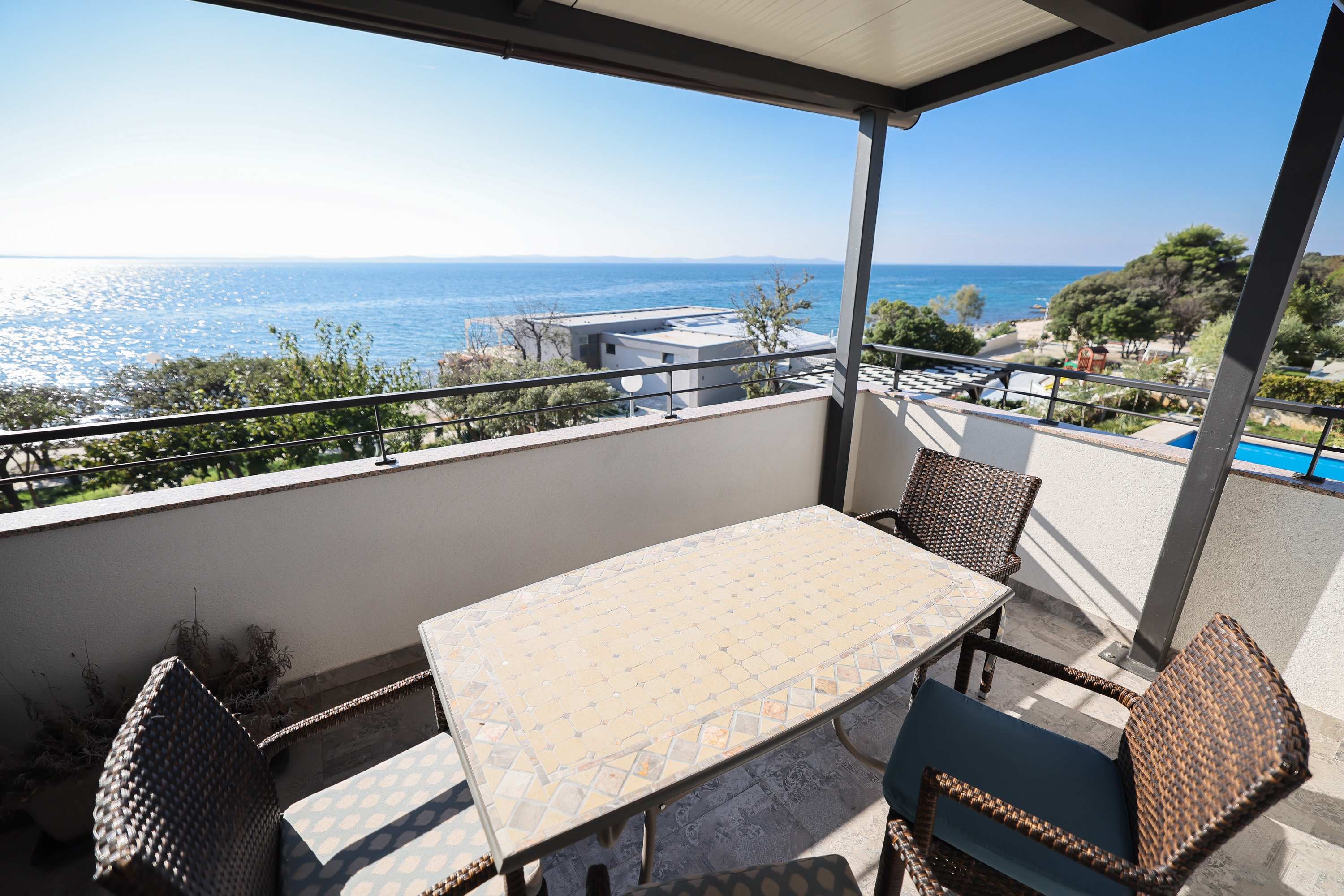 One bedroom apartment near beach Petrčane, Zadar  A-c
