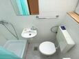 Bathroom Petrčane, Bathroom in the room, dopusteni kucni ljubimci.