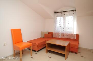 Living room Valbandon, Living room in the apartment, dopusteni kucni ljubimci i WIFI.