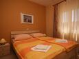 Ložnice Novalja, Ložnice v ubytování typu apartment, domácí mazlíčci povoleni a WiFi.