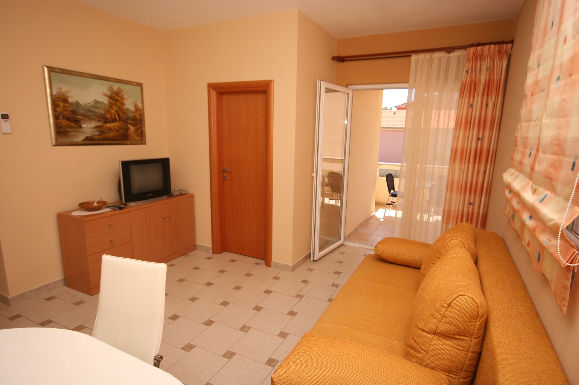 One bedroom apartment with terrace Novalja, Pag (A-3294-d)