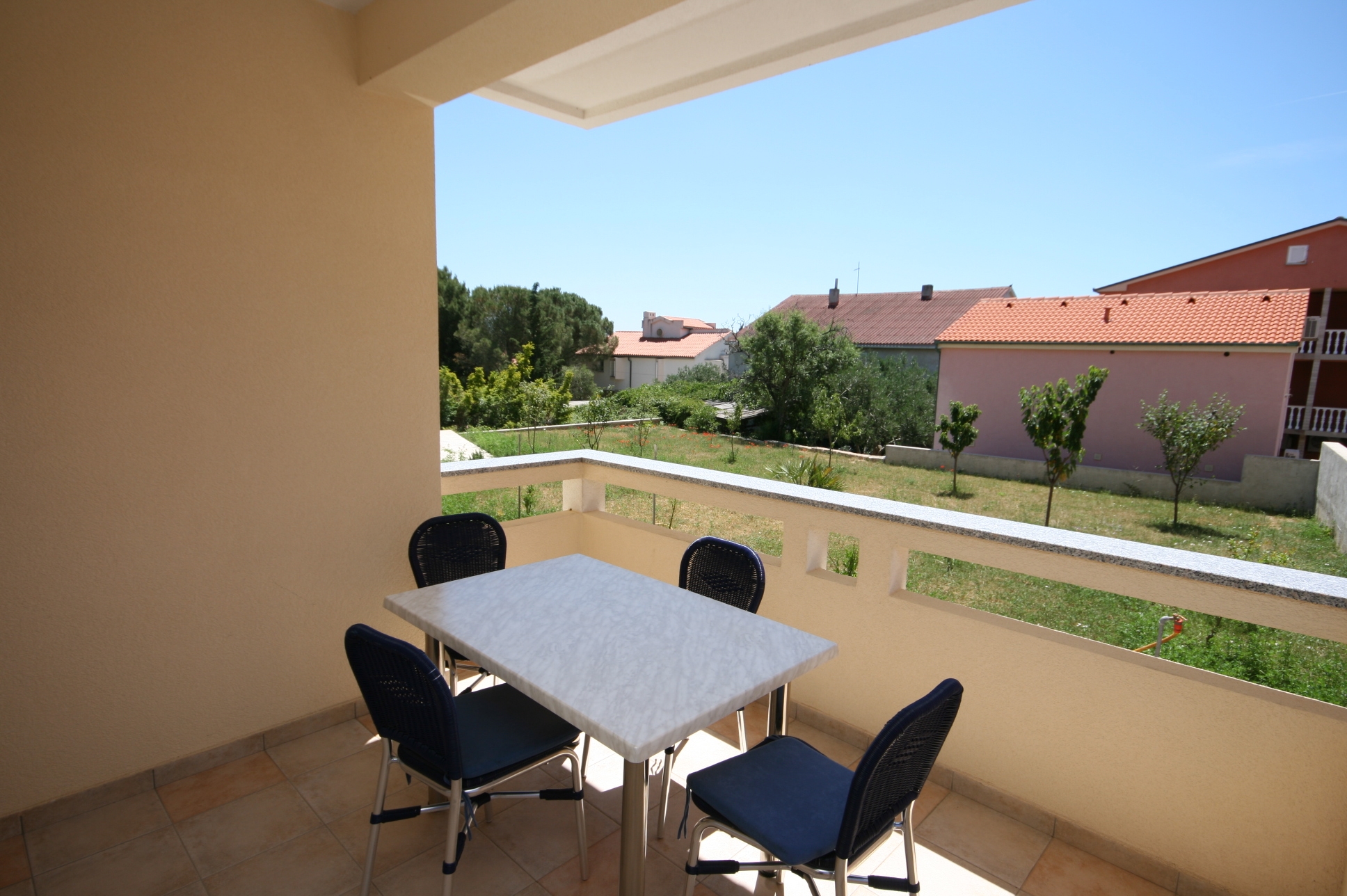 One bedroom apartment with terrace Novalja, Pag (A-3294-d)