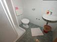 Bathroom Metajna, Bathroom in the room, dopusteni kucni ljubimci i WIFI.