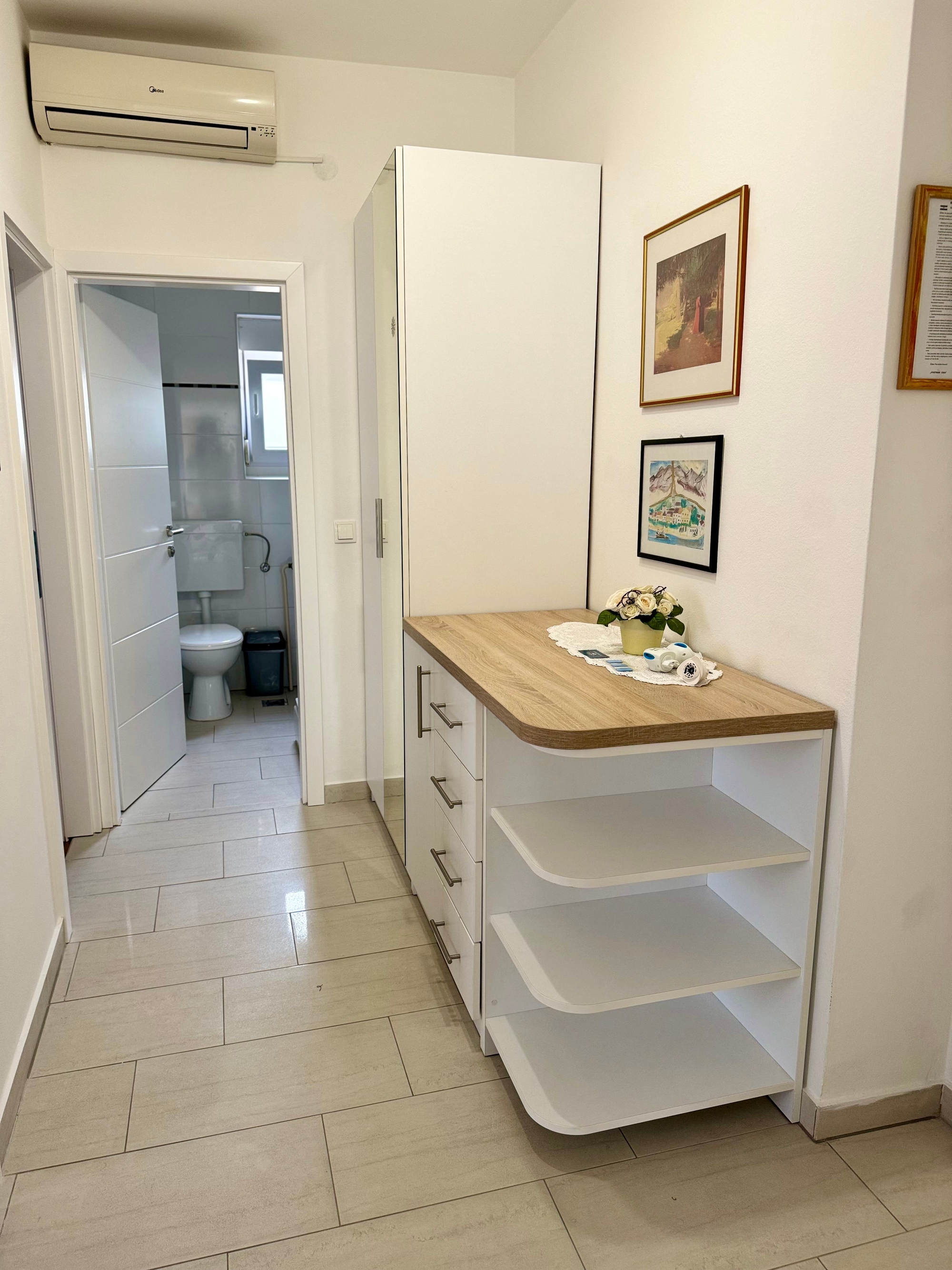 Two bedroom apartment with terrace Novalja, Pag  A-c