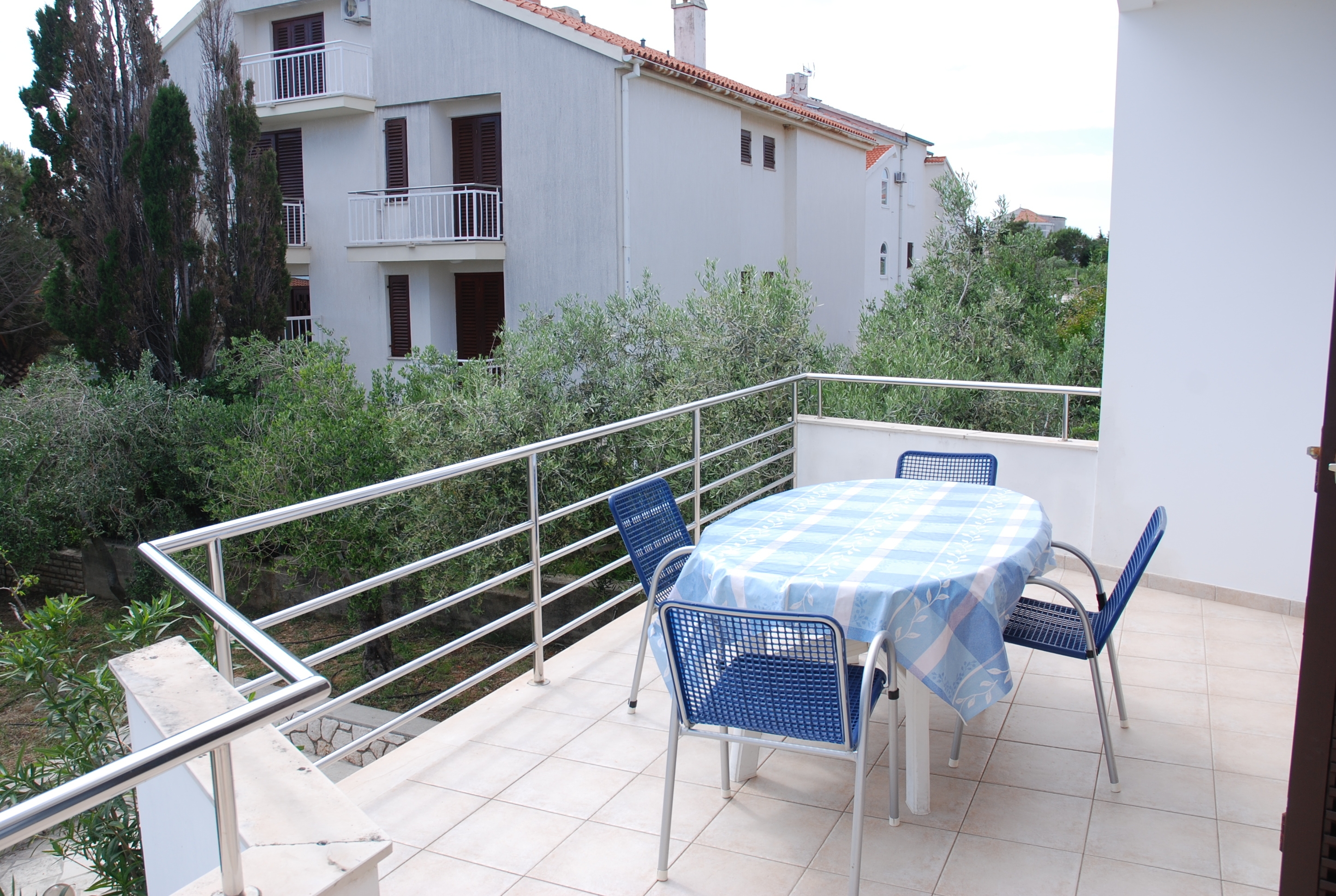 Two bedroom apartment with terrace Novalja, Pag (A-3307-c)
