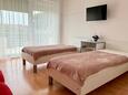 Ložnice 1 Novalja, Ložnice 1 v ubytování typu apartment, domácí mazlíčci povoleni a WiFi.