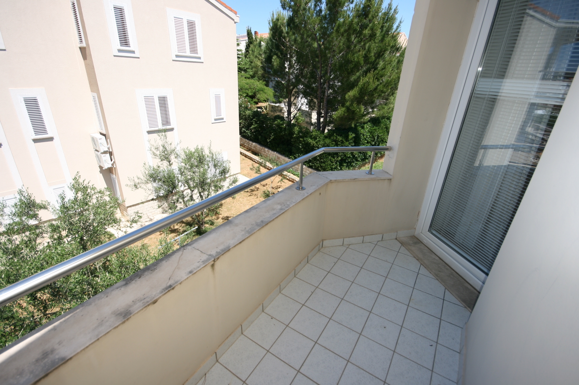 Two bedroom apartment with terrace and sea view Novalja, Pag  A-f