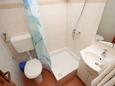 Ванная комната 2 Povljana, Ванная комната 2 в размещении типа apartment, Домашние животные допускаются и WiFi.