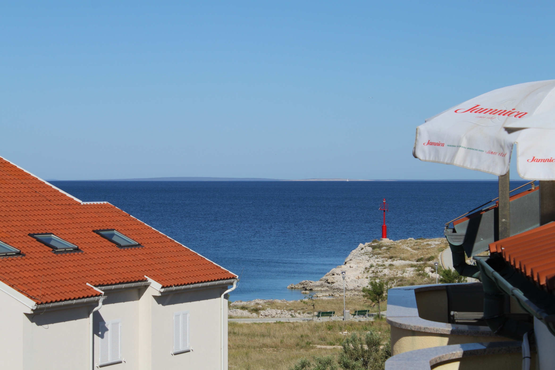 Two bedroom apartment with terrace and sea view Povljana, Pag  A-g