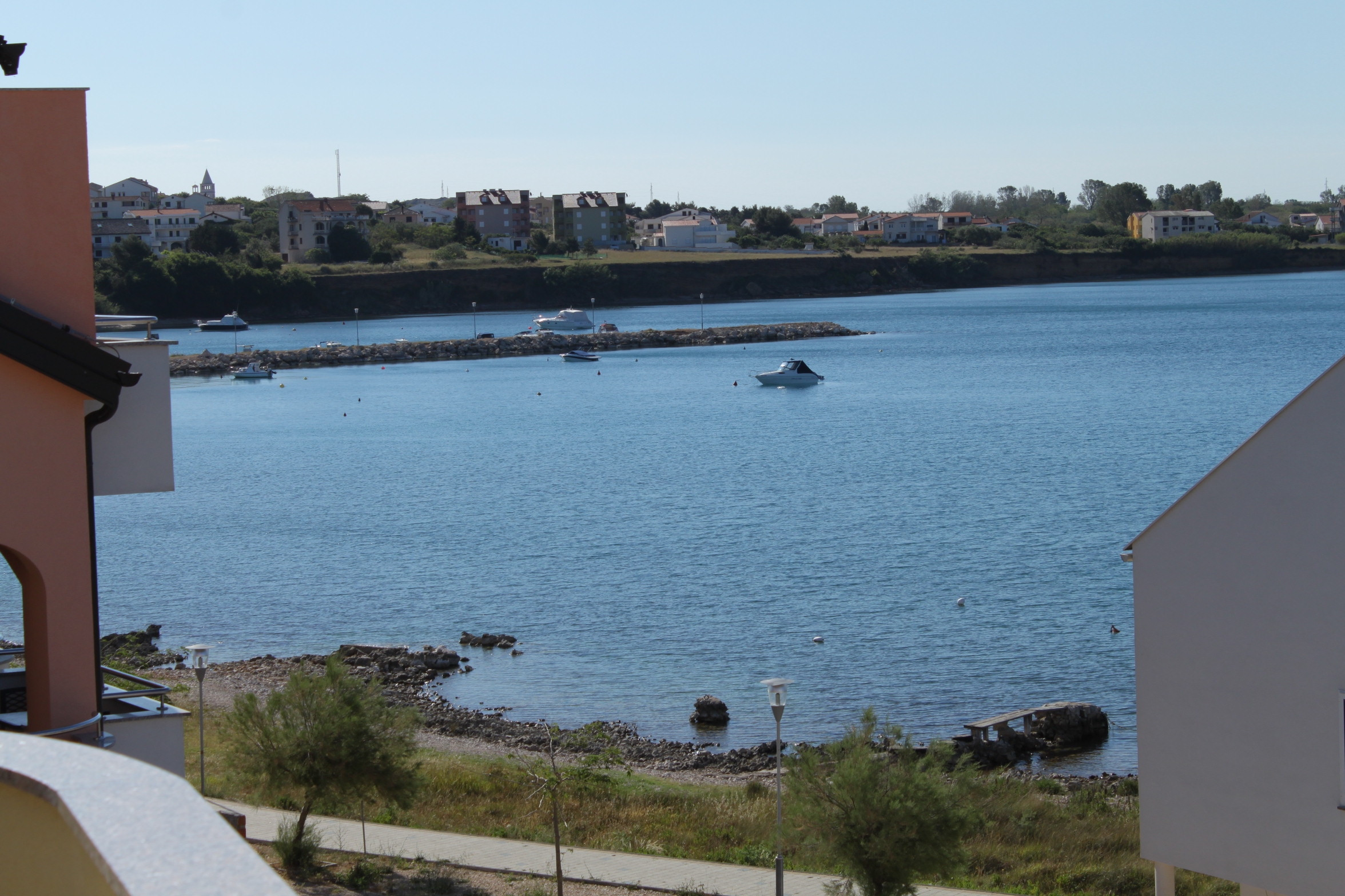 Two bedroom apartment with terrace and sea view Povljana, Pag  A-g