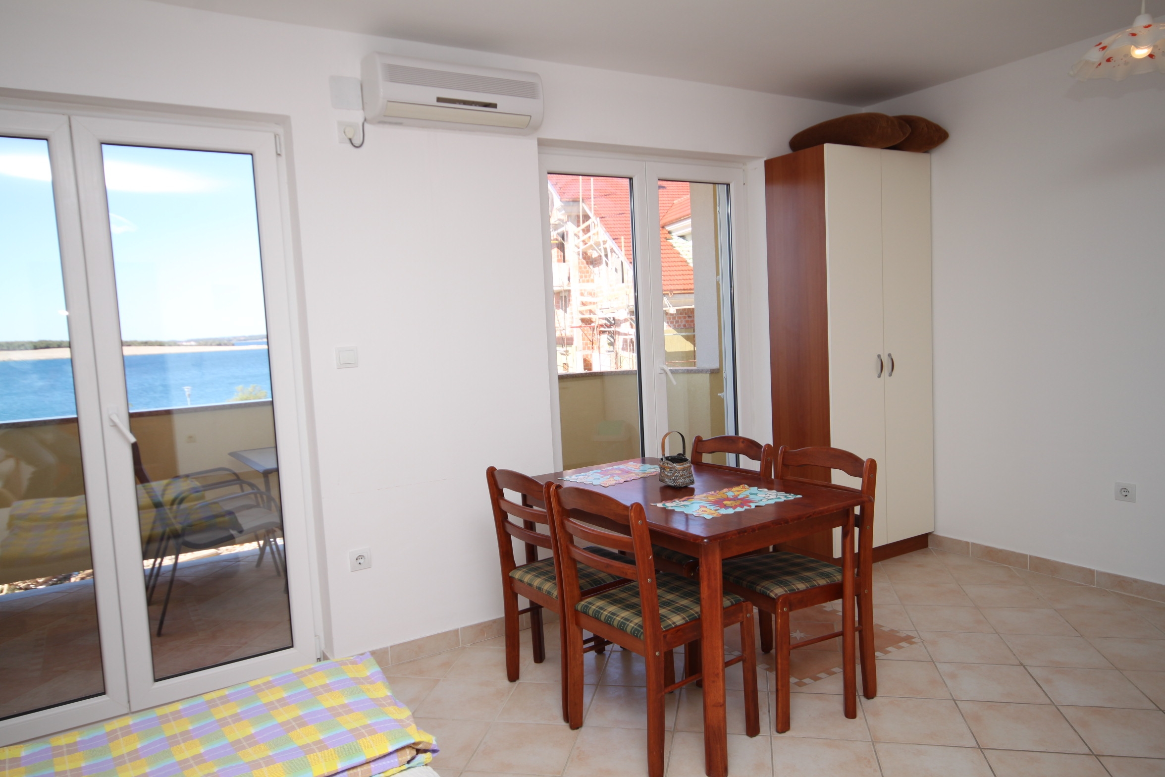 Studio flat with terrace and sea view Povljana, Pag (AS-3316-c) Studio flat with terrace and sea view Povljana, Pag (AS-3316-c)