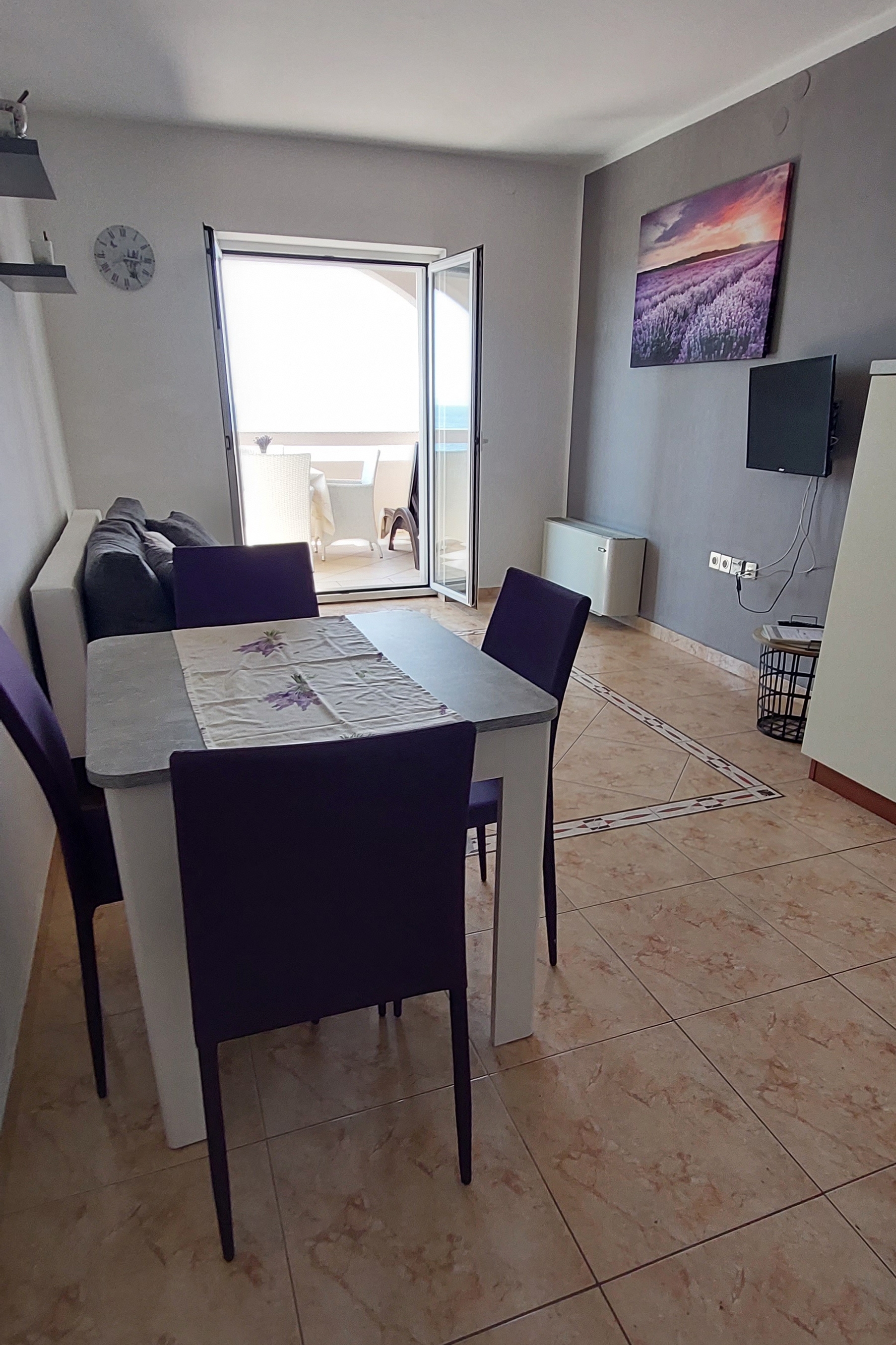 Jednosobni apartman uz plažu Lun, Pag  A-c