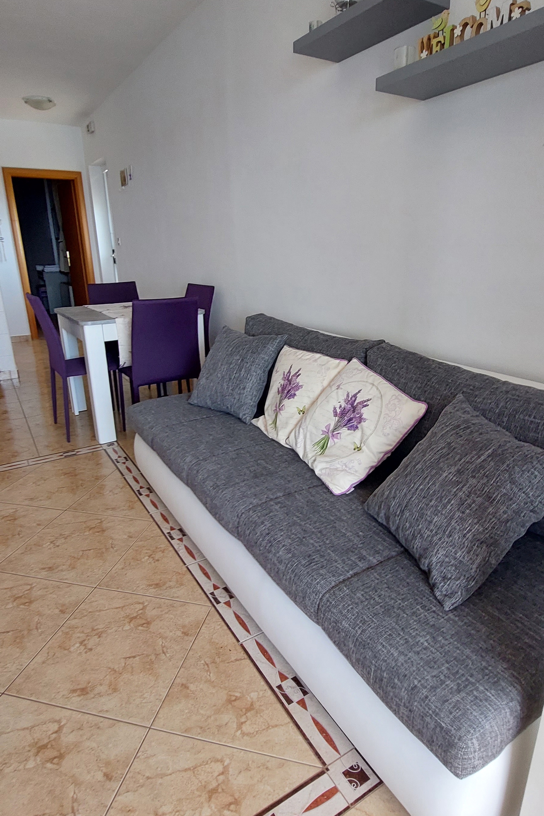 Jednosobni apartman uz plažu Lun, Pag  A-c