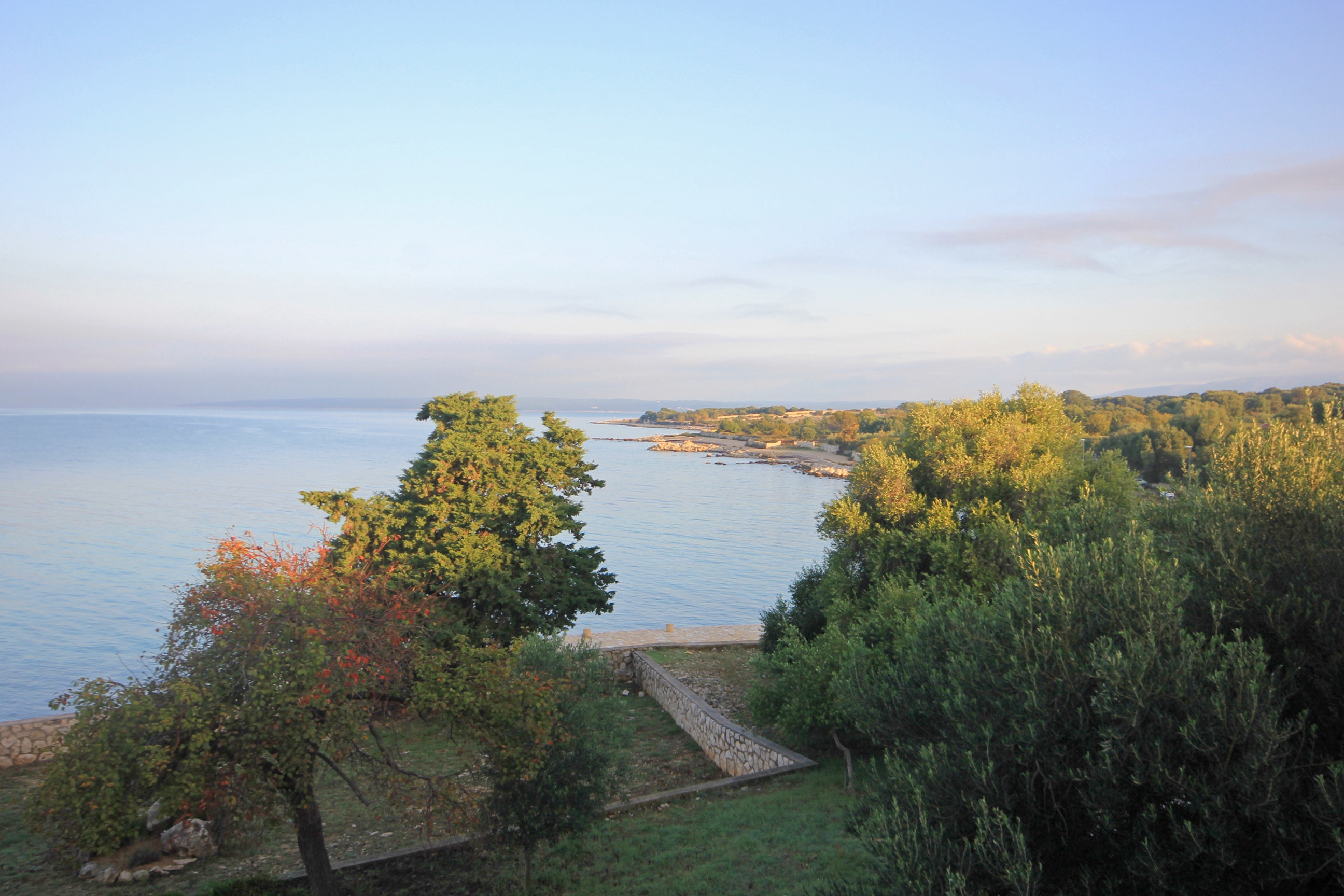 Dvosobni apartman uz plažu Lun, Pag  A-f