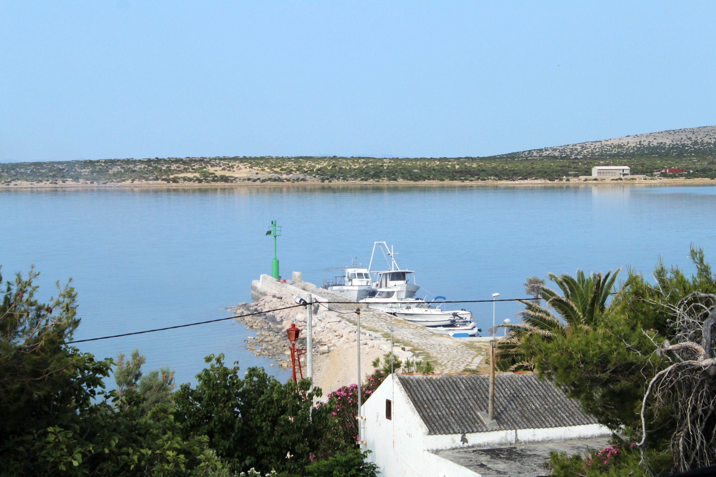 Ferienwohnung im Ort Ko?ljun (Pag), Kapazität Ferienwohnung in Kroatien