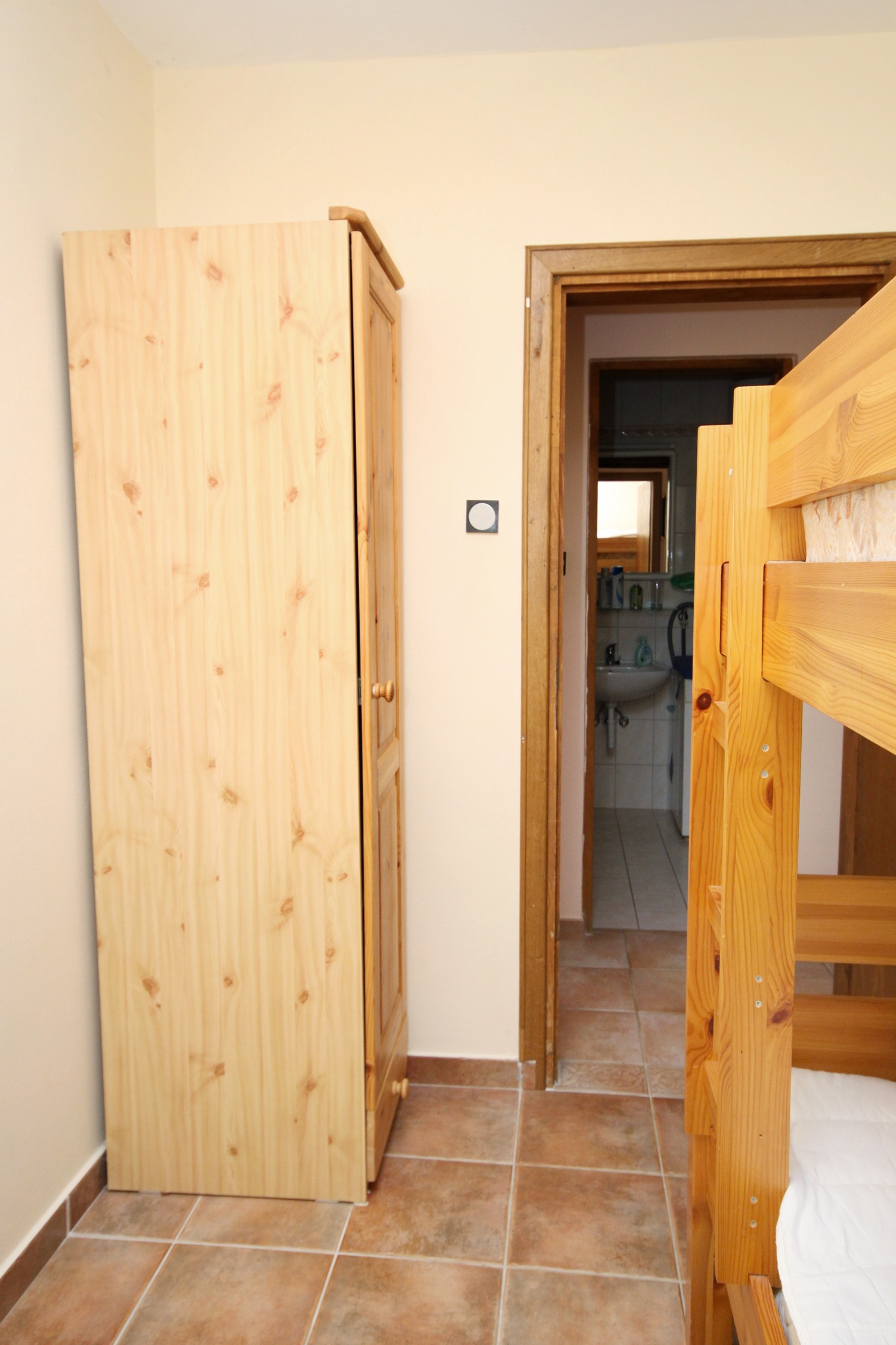 Two bedroom apartment with terrace and sea view Košljun, Pag  A-a